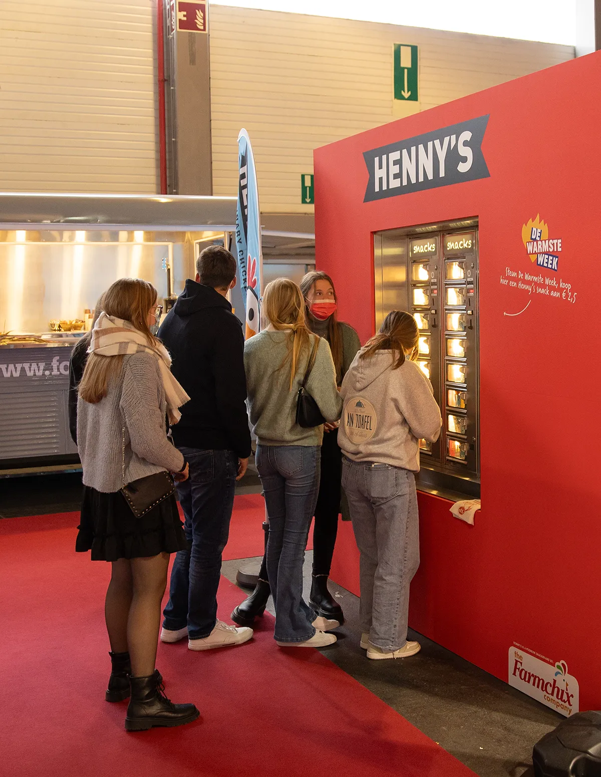 hennys-beursstand-snackmuur.webp